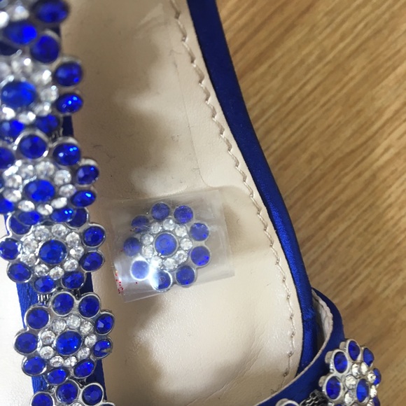 Blue by Betsey Johnson Royal Blue with Flowers 6.5 - Picture 7 of 7